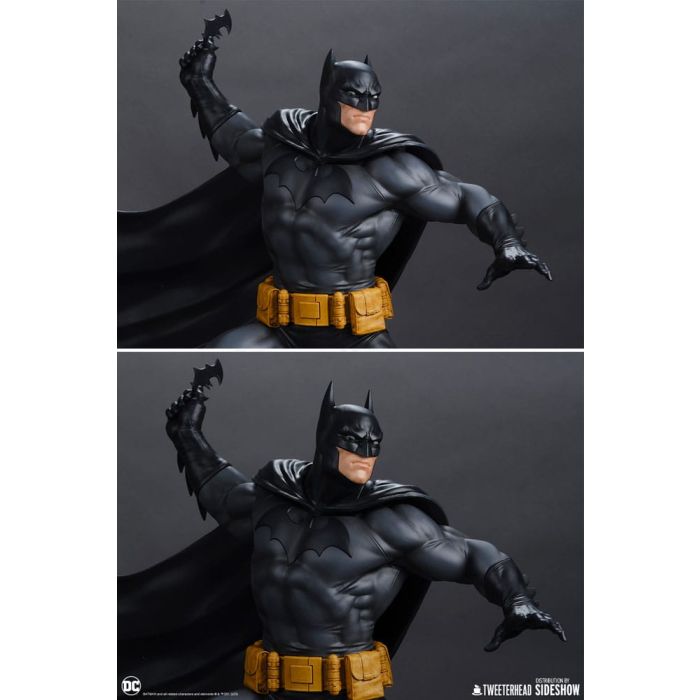 DC Comics Maquette 1/6 Batman (Black and Gray Edition) 50 cm