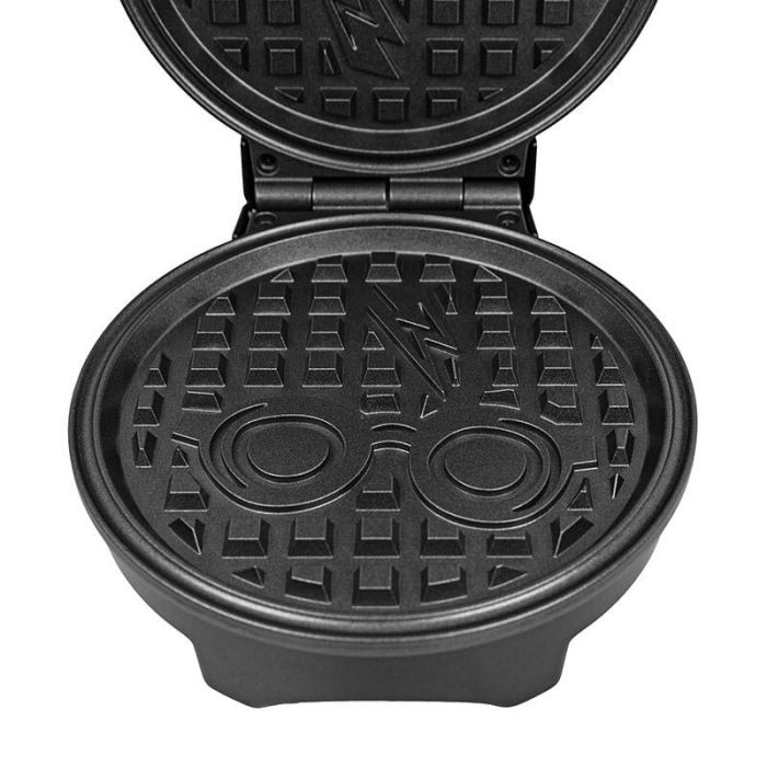 Harry Potter Waffle Maker Glasses and Lightning Bolt 