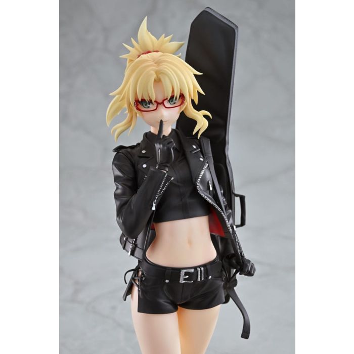 Fate/Apocrypha PVC Statue 1/7 Red Saber (Mordred) Original Glasses Model Ver. 22 cm