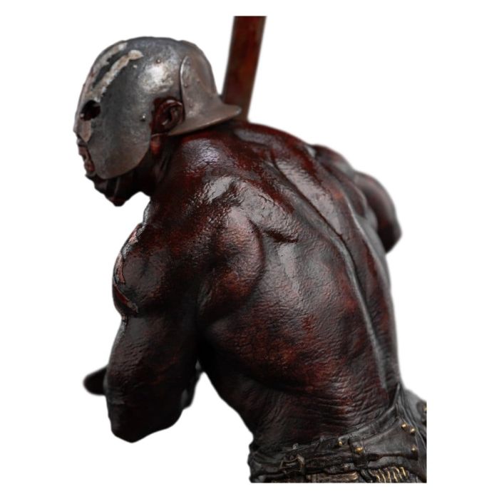 The Lord of the Rings Mini Statue Uruk-hai Berserker 24 cm