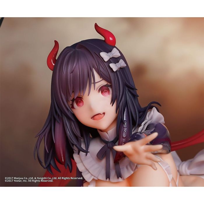 Azur Lane PVC Statue 1/7 Royal Fortune Deep One Delicious Ver. 13 cm