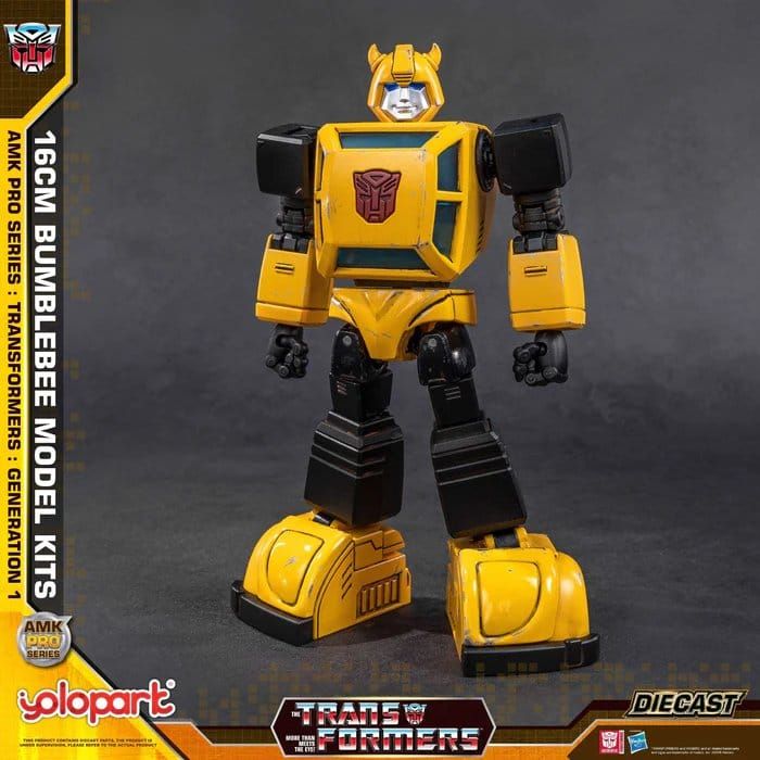 Transformers: Generation One AMK PRO Series Plastic Model Kit Bumblebee 16 cm
