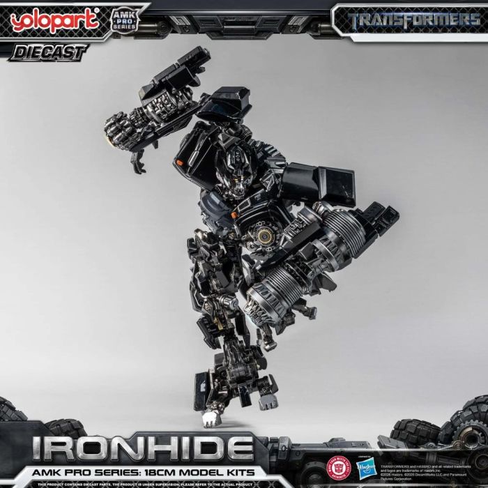 Transformers (2007) AMK PRO Series Plastic Model Kit Ironhide 18 cm