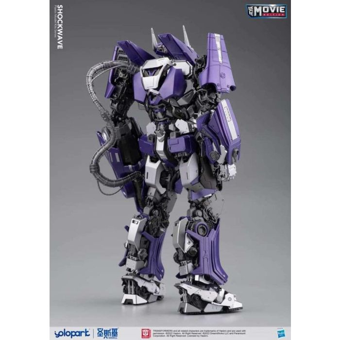 Transformers Bumblebee Plastic Model Kit Shockwave 30 cm