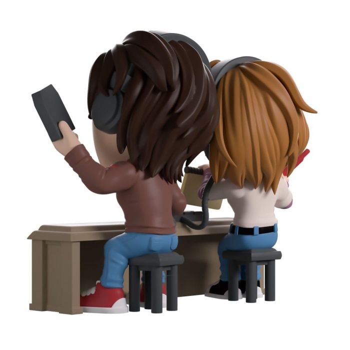 Stranger Things Vinyl Figure WSQK Robin & Steve 13 cm