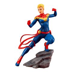 Marvel Universe: Avengers Series - Captain Marvel ARTFX+ PVC Statue