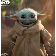 baby yoda statue / the child life size statue - the mandalorian - sideshow toys