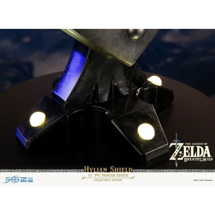 The Legend of Zelda: Breath of the Wild - Hylian Shield PVC Statue Collector's Edition