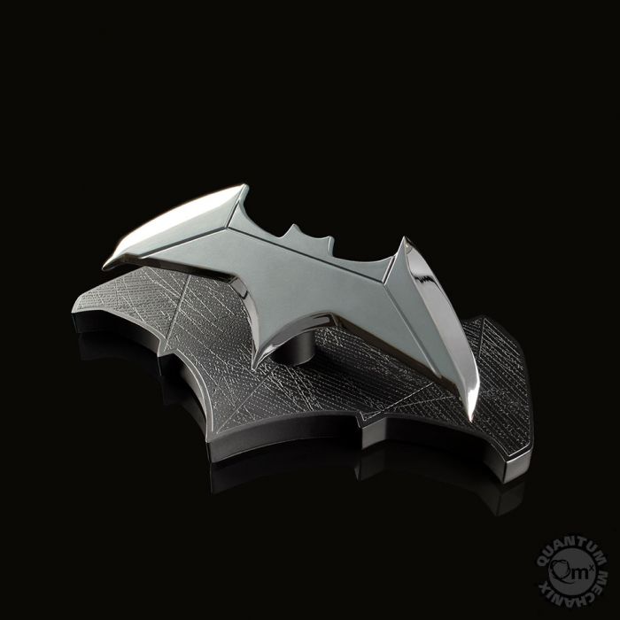DC Movies: Batman's Batarang Replica 1/1