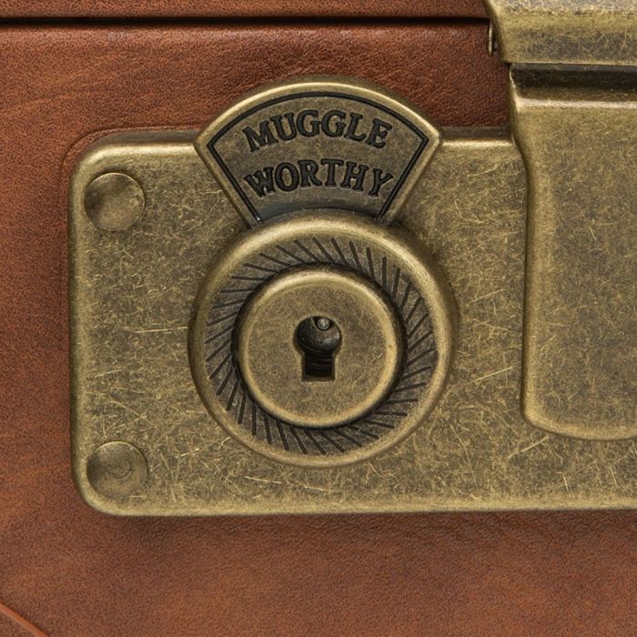 Fantastic Beasts and Where to Find Them - Newt Scamander Suitcase Replica