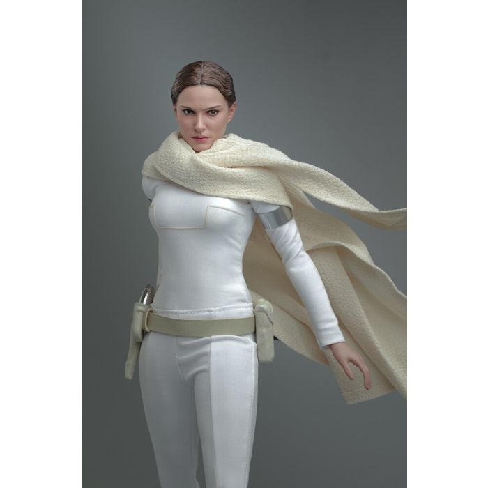 Padme Amidala 1:6 Scale Figure - Hot Toys - Star Wars: Attack of the Clones