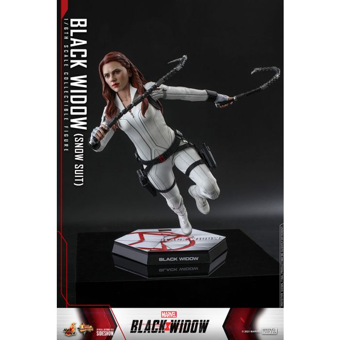 Black Widow (Snow Suit) 1:6 scale figure - Hot Toys - Black Widow
