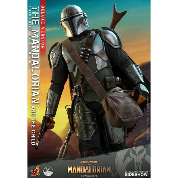 The Mandalorian and The Child Deluxe 1:4 Scale Figure - The Mandalorian - Hot Toys