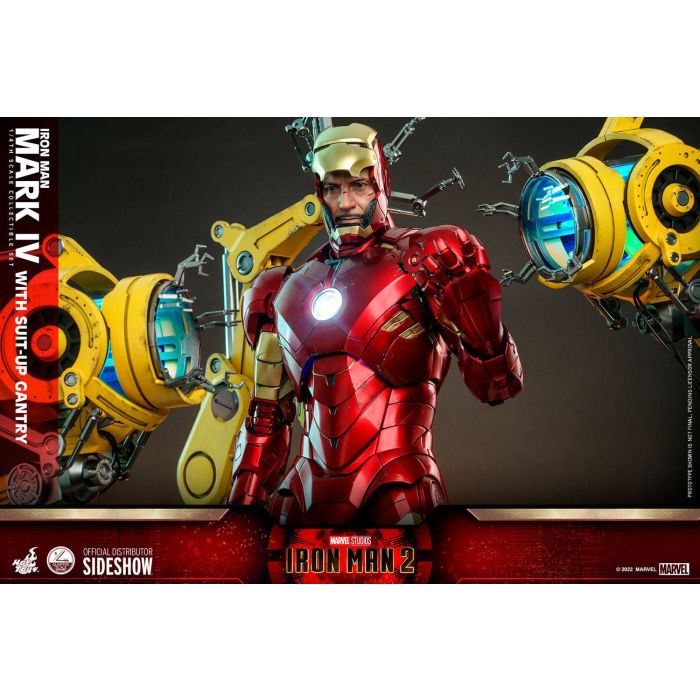 Iron Man Mark IV 1:4 Scale Figure with Suit-UP Gantry - Hot Toys - Iron Man 2
