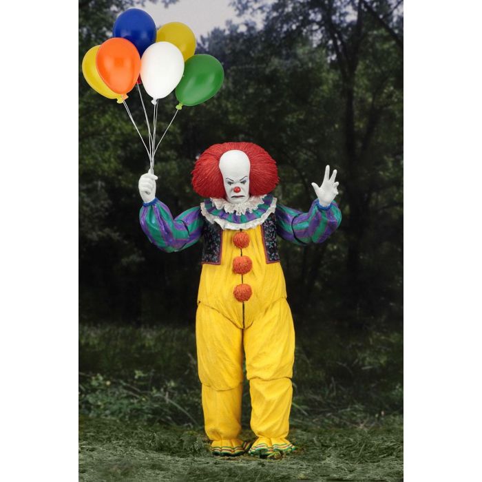 Stephen King's: It 1990- Ultimate Pennywise Action Figure