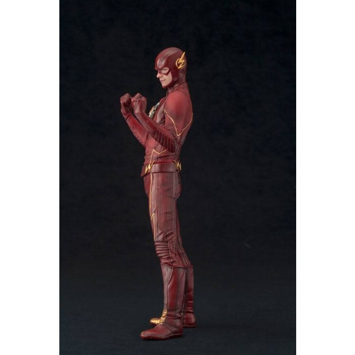 DC Comics: The Flash TV Series - The Flash ARTFX+ Statue EU Exclusive