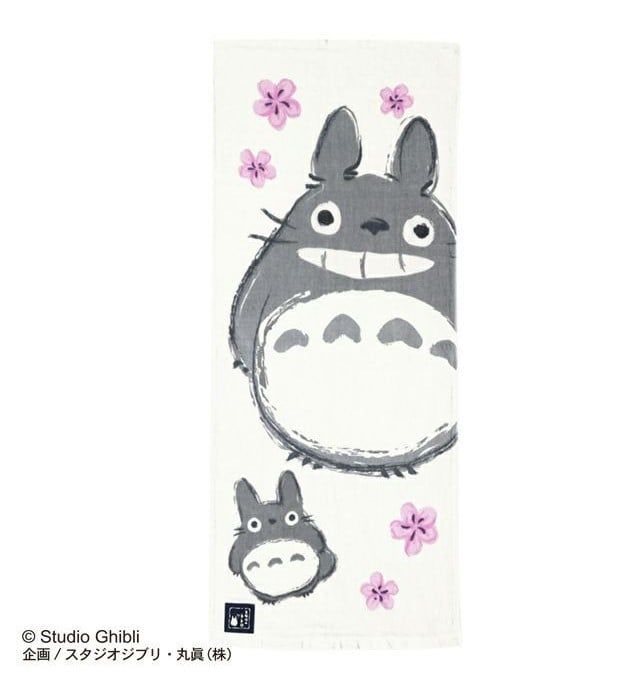 ghibli_-_totoro_sakura_towel.jpg